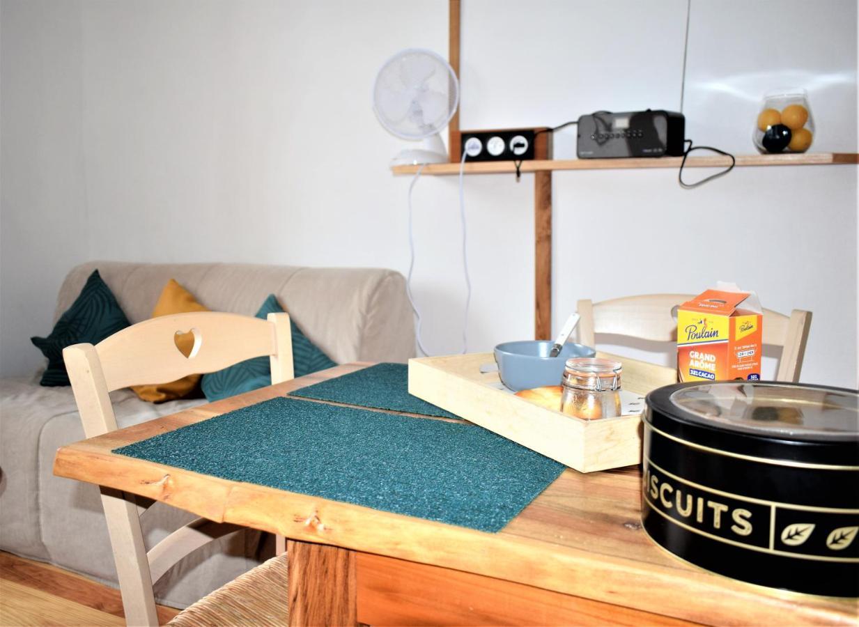 רואן Studio Sympa Avec Petit Dejeuner Entre Canal Et Loire מראה חיצוני תמונה